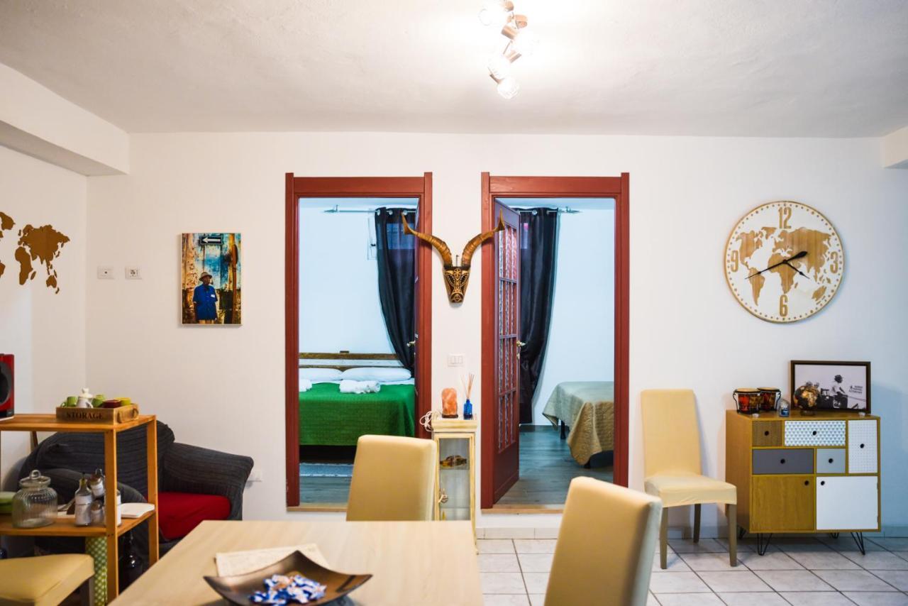 Casa Particular - Casa Vacanze - By Faendho Порто-Торрес Экстерьер фото